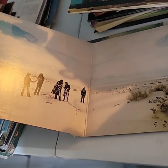 Paul McCartney Venus & Mars Vinyl Record - Picture 2 of 4